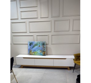 מזנון 2.4 מעוצב מתצוגה