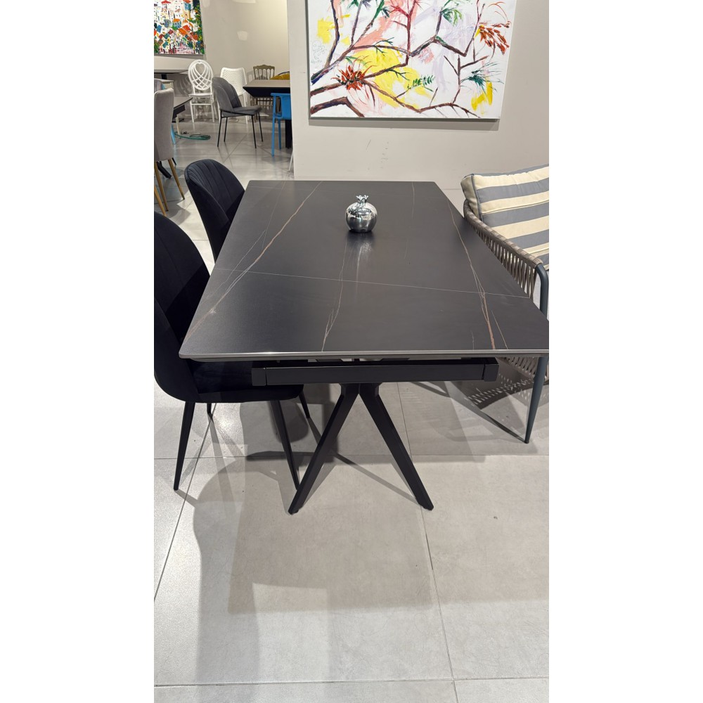 שולחן גרניט 1.6 נפתח מתצוגה