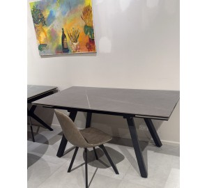 שולחן גרניט 1.6 נפתח מתצוגה