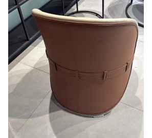 כורסא דגם לופנזה מתצוגה