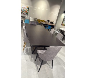 שולחן 2.8 נפתח גוון שחור מתצוגה