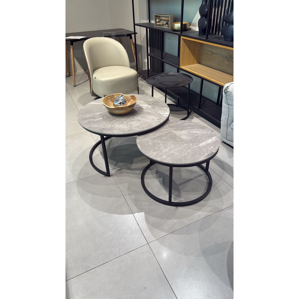 זוג שולחנות לסלון דמוי שיש מתצוגה