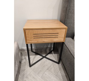 זוג שידות צד מתצוגה