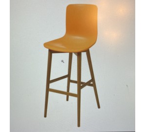 כיסא בר רומאו רגל מעץ