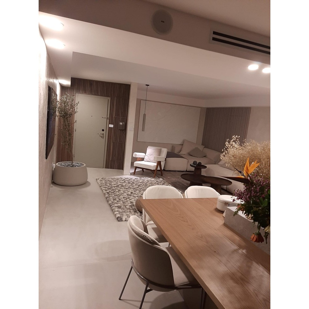 כסא מרופד לפינת אוכל דגם אנה 2022