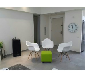 דגם כסא פלסטיק שילוב עץ אוכל 53523 דגם כסא פלסטיק שילוב עץ אוכל 53523