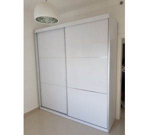 ארון הזזה אורך 170 ס"מ עומק 60 ס"מ גובה 240 ס"מ 0555