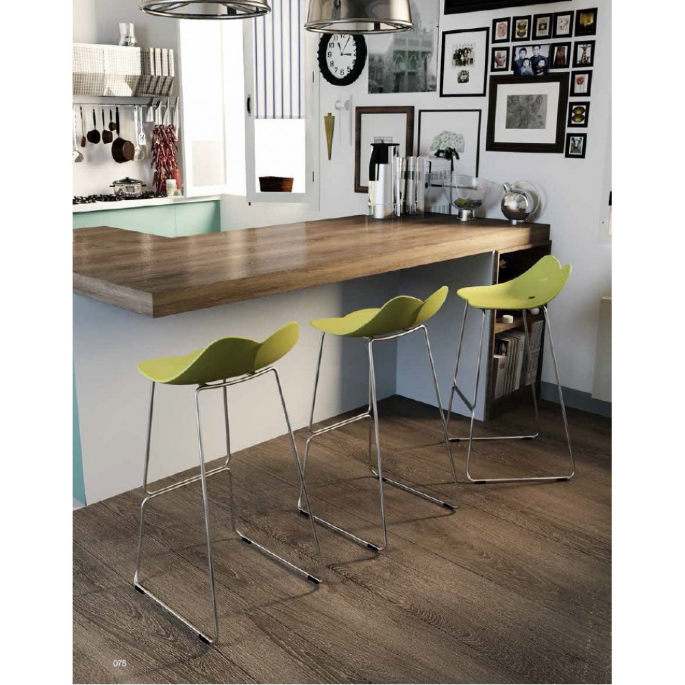 כסא בר מושב פלסטיק רגל ניקל 66666